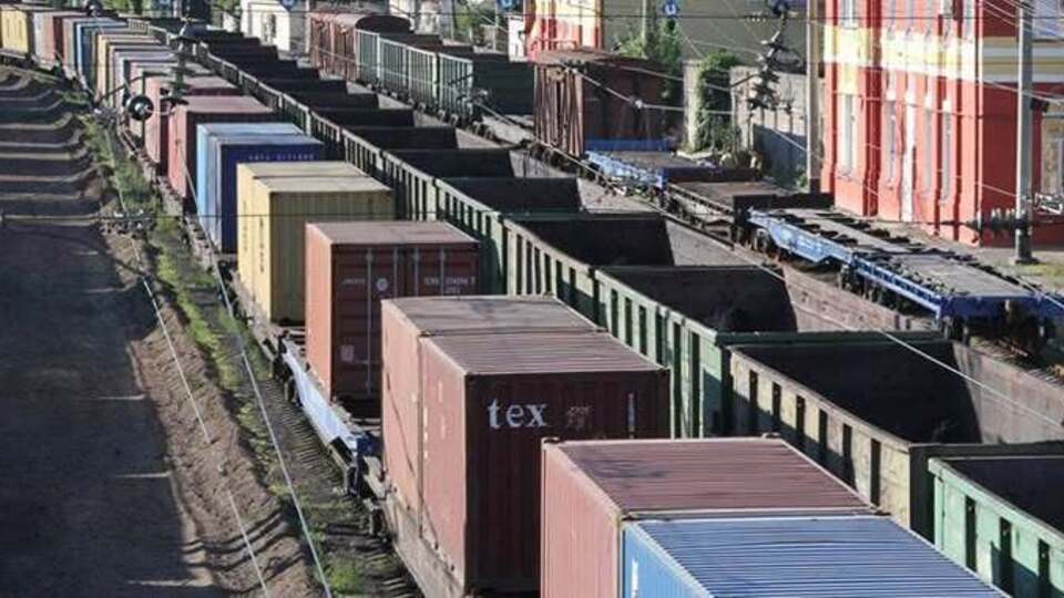 ФРТУ закликала уряд розв'язувати проблеми "Укрзалізниці" через державну підтримку, а не коштом бізнесу
