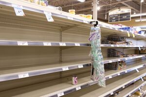 Порожні полиці й ліміти в магазинах. У Криму – продовольча криза