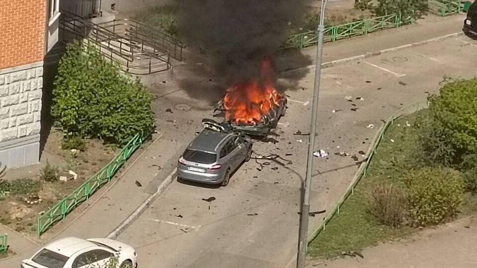 Під Москвою вибухнула автівка у "мікрорайоні для військових", є загиблий. Що відомо