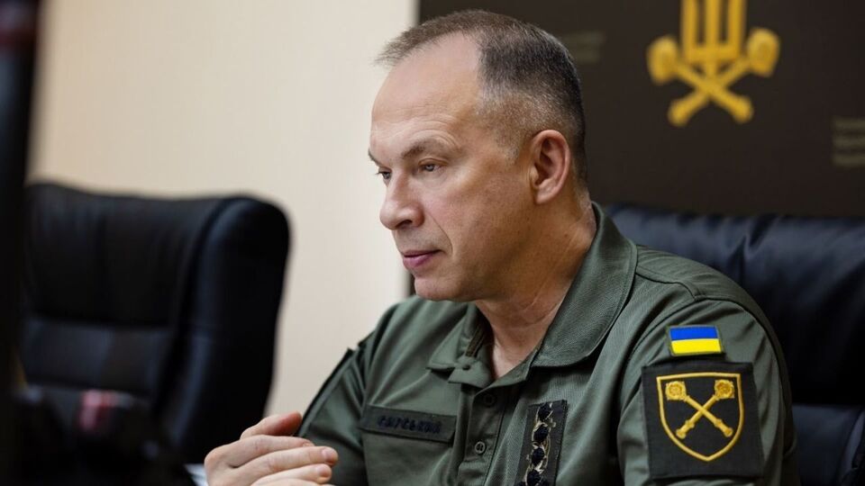 Зброя для ударів на 2 тис. км. Сирський затвердив план розвитку ракетних військ і артилерії