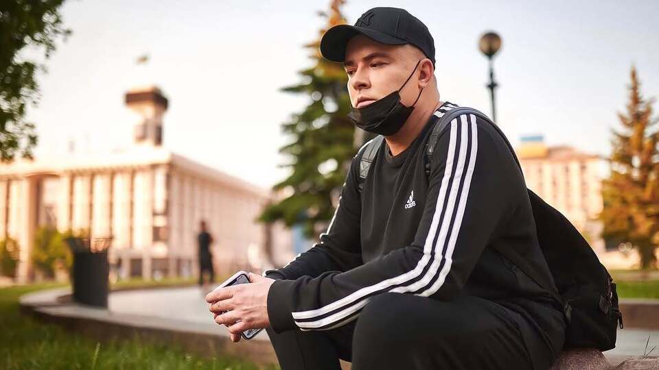 Данилко вперше з'явився без чорної маски на підборідді – його не впізнали. Фото