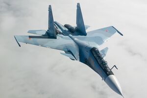 "П'ять влучань". СБУ заявила про удар по ангарах із російськими Су-30 у Криму