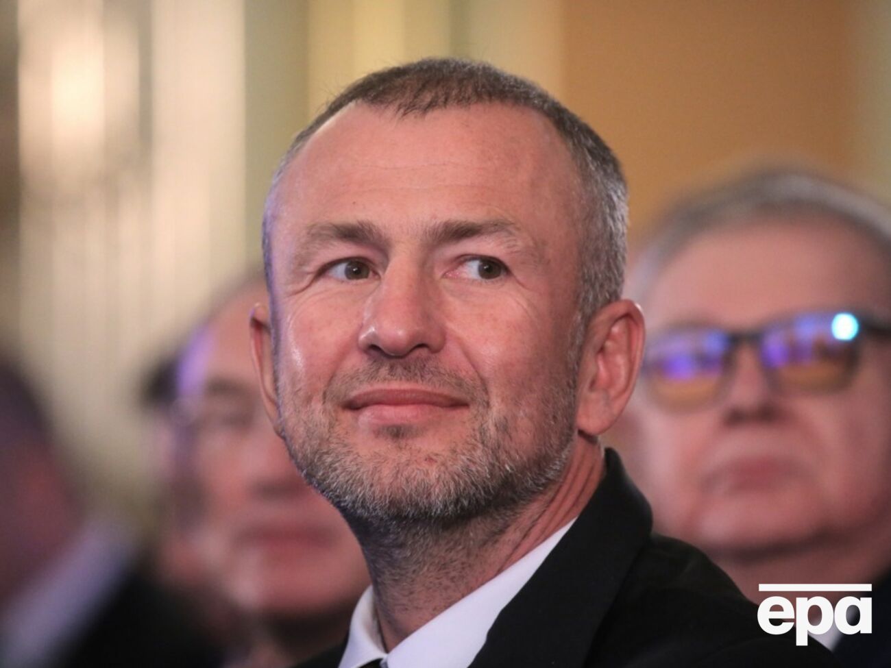Російський мільярдер описав сценарії майбутнього РФ після війни. Що він прогнозує