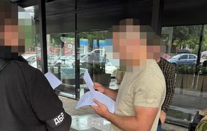 Розслідування щодо "Скелі". ДБР затримало військового за підозрою в побитті капелана й підполковника