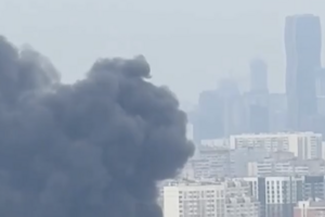 За 15 км від Кремля. У районі Московського НПЗ знову фіксували пожежу