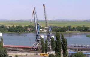 "Азовське море буде вільним". Дрони вразили російські танкери в порту Ростовської області