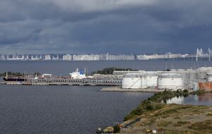 Министры ЕС попытаются согласовать новый потолок цен на российскую нефть