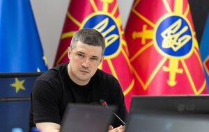 "Відмовити президенту неможливо". Чому Федорова хочуть зняти з Міноборони і кого можуть призначити на його місце