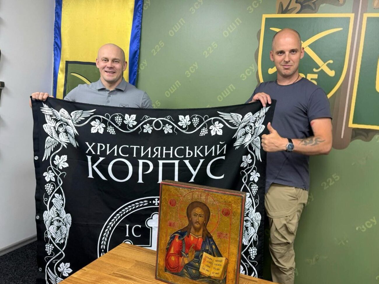Віра, братерство й підтримка фронту: Християнський корпус та фонд "Надія" відвідали 225-й ОШП Олега Ширяєва