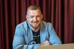Припустимо, що перезавантаження уряду – це "без палева" звільнити Федорова