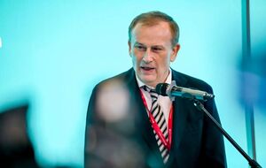 Губернатор Ленинградской области заявил о лимитах на топливо для авто чиновников