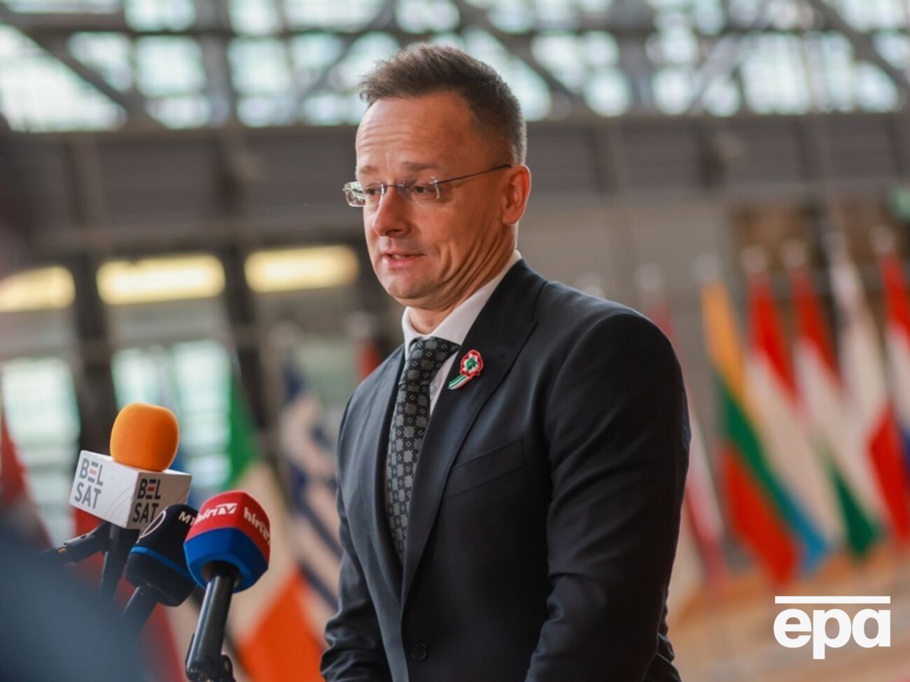 Мадяр заявив про початок розслідування звʼязків Сійярто з Росією