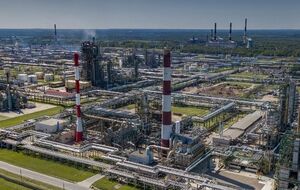 Україна вдарила по останньому НПЗ, який постачав паливо до Москви й області – ЗМІ
