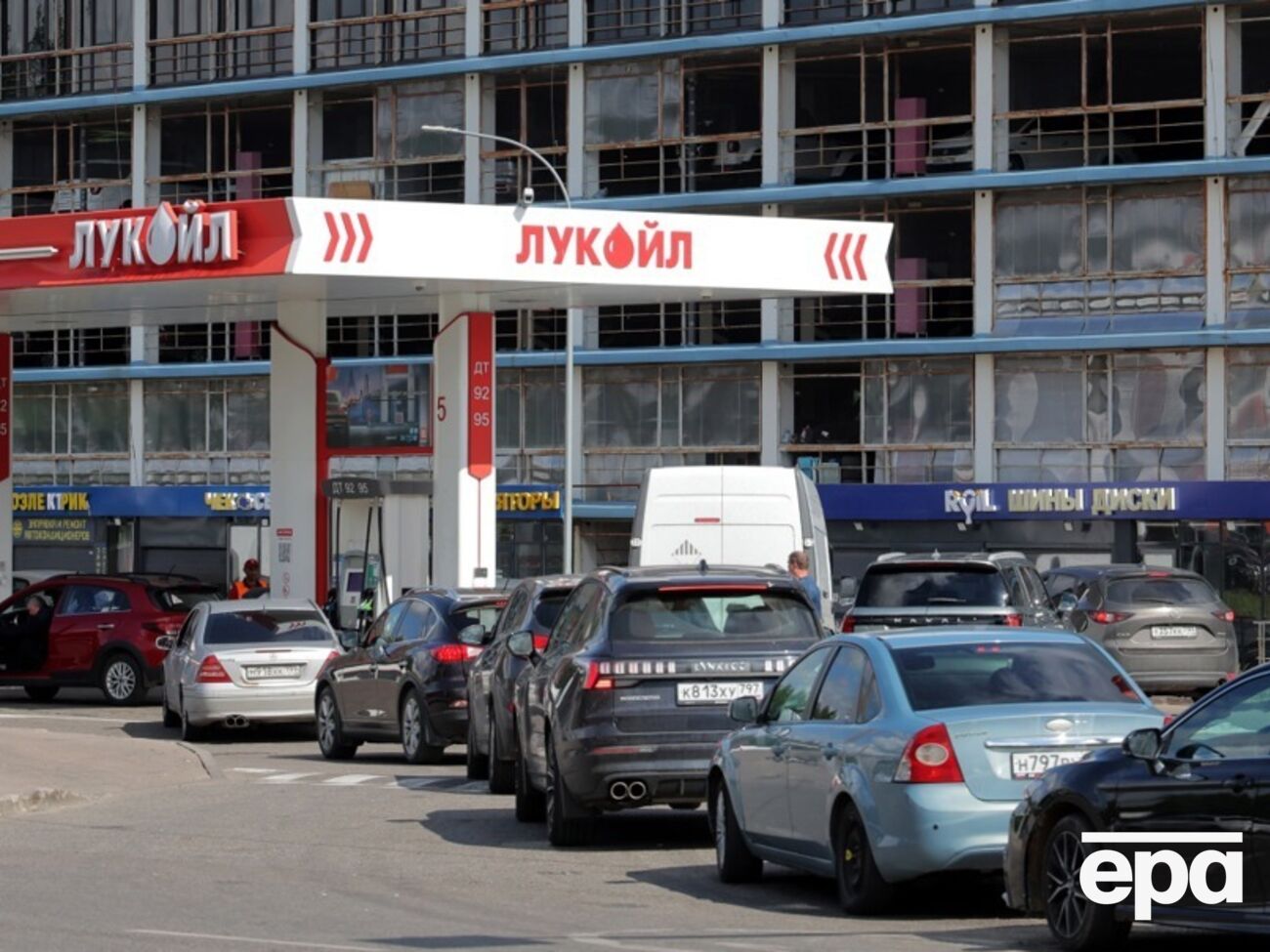 Росіяни через паливну кризу почали звертатися до магів і чаклунів – українська розвідка