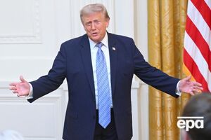Трамп в своих соцсетях хвалил компании, акции которых купил