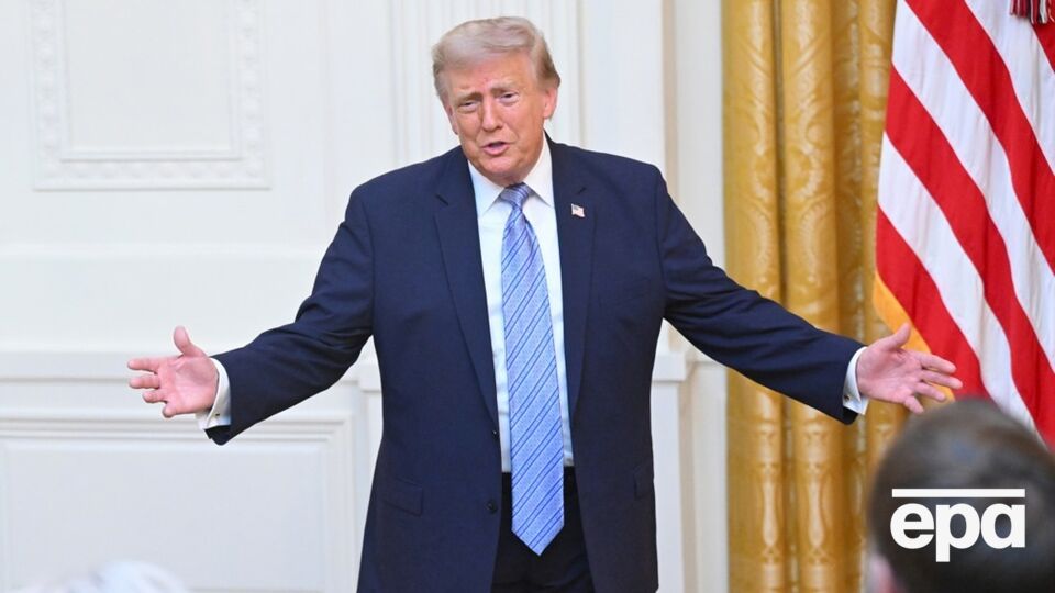 Трамп в своих соцсетях хвалил компании, акции которых купил