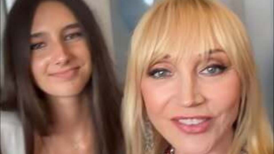 "Какая шикарная. Можно любоваться бесконечно". Сеть в восторге от внучки Пугачевой