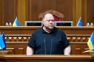 Стефанчуку під час засідання в Раді зателефонувала незнайомка. Його реакція стала вірусною. Відео