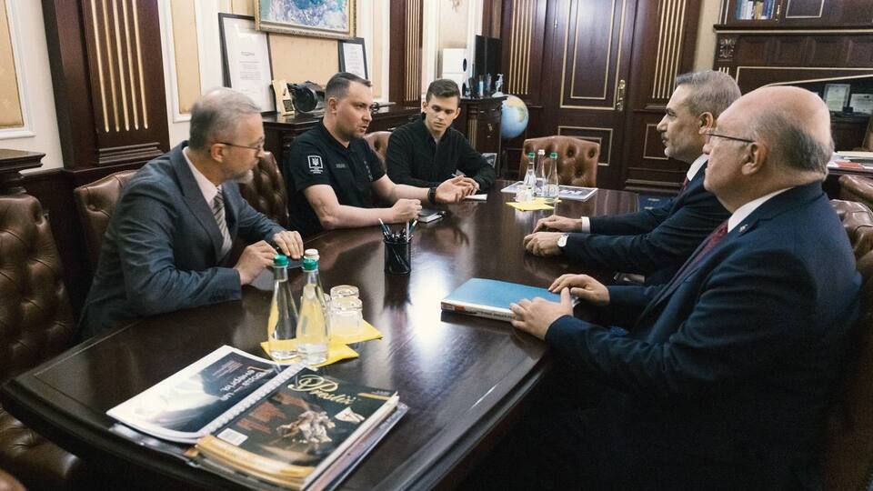 Буданов і глава МЗС Туреччини обговорили настрої в елітах РФ щодо завершення війни в Україні