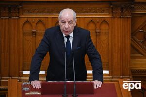Президент Угорщини підпише поправку до конституції, яка дає змогу достроково його усунути
