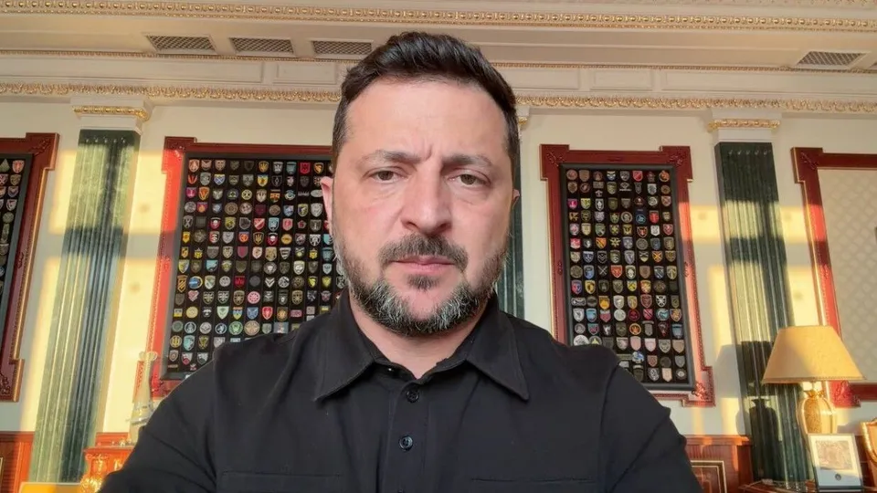 Зеленський після розмови із Сирським: Рішення щодо армії будуть напрацьовані