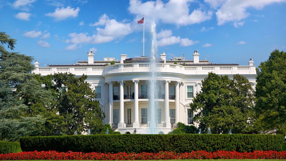 У США побоюються, що посилення санкцій проти РФ може послабити позицію долара у світі – NYT