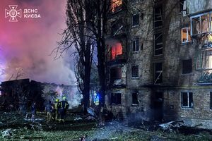 Зеленский про масовану атаку росіян на Київ: Накопичували ракети, небезпека залишається