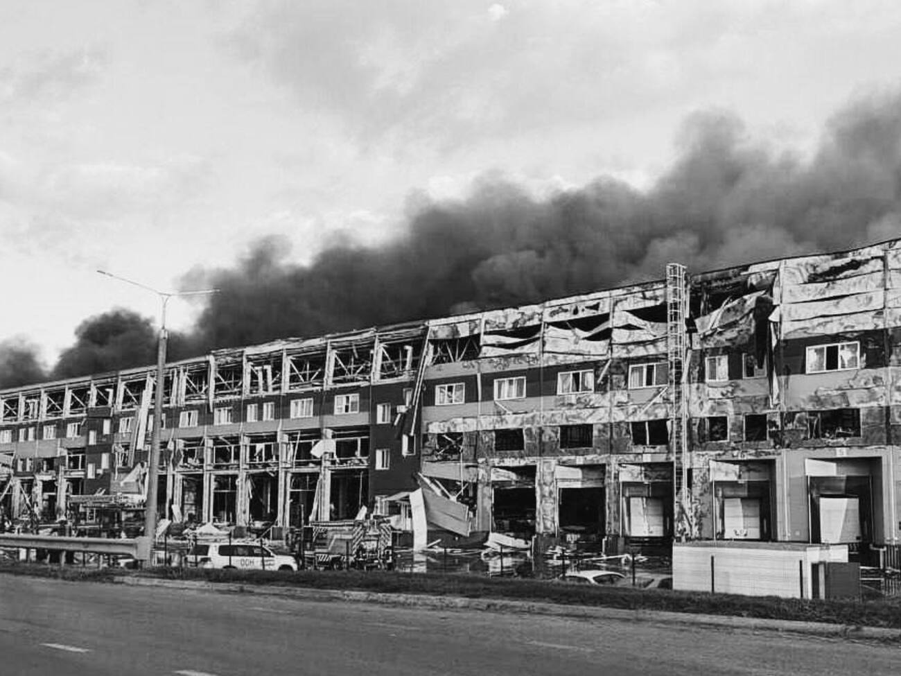 "Це біль". Російський удар знищив склад видавництва з 250 тис. книжок