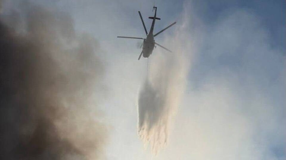 Наймасованіша атака на Київ. Під завалами шукають 15-річну дівчинку та її родину, знищено склад MOYO