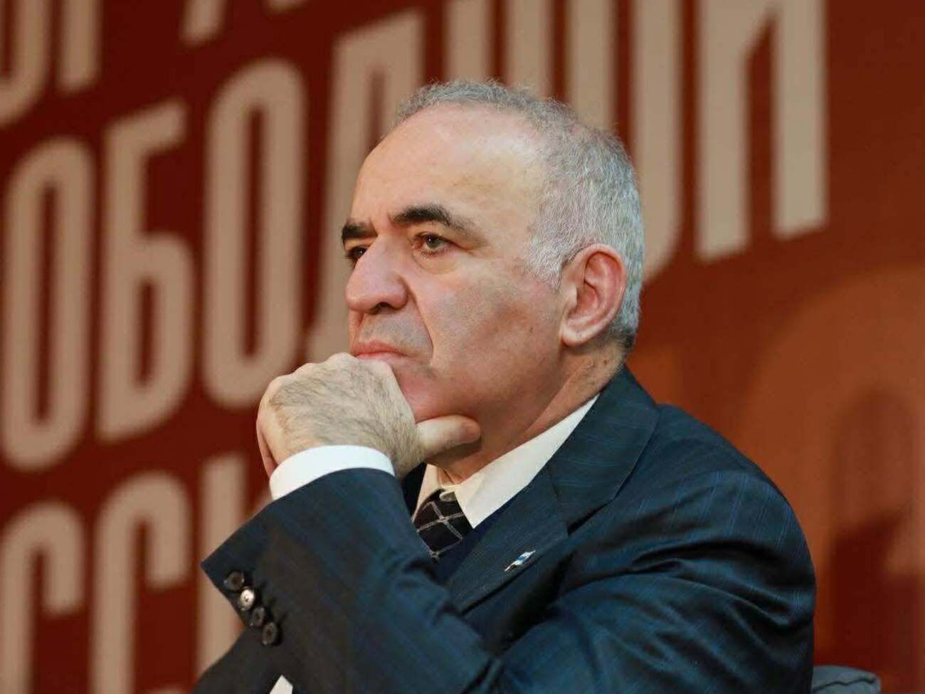 Якби Україна воювала, як Путін, у Москві були б гори трупів