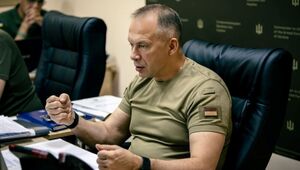 "Я б не чекав". У Генштабі й ОП прокоментували чутки про відставку Сирського