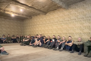 Планували просочитися в тил, але потрапили в полон. ЗСУ взяли понад 60 окупантів. Відео