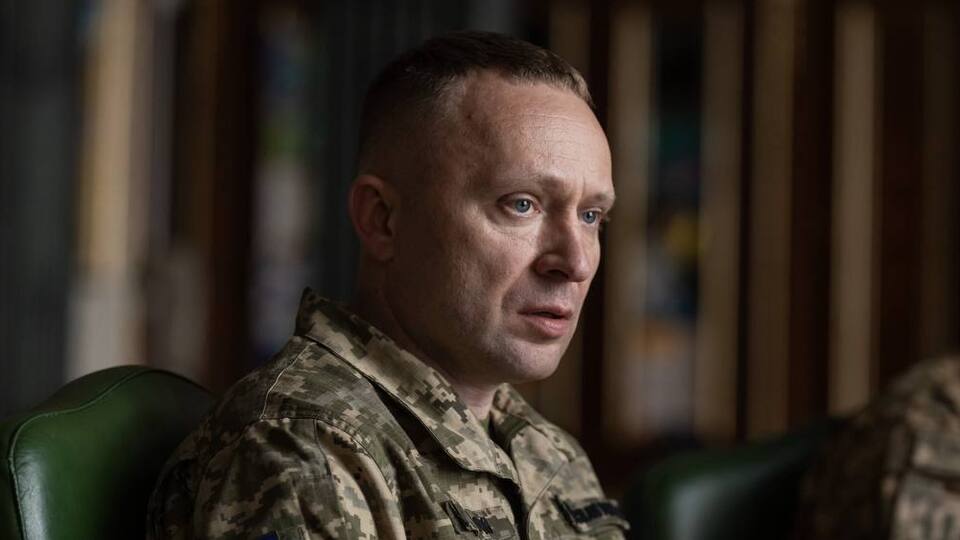 Прорив у Маріуполь і скандальне звільнення із Сухопутки. Хто такий Драпатий і чому його називають наступником Сирського