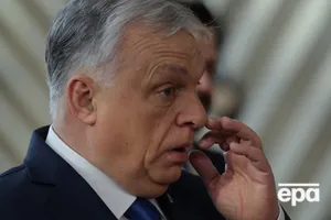 В партии Орбана прошли обыски