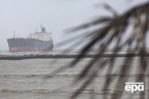 Казахстан скорочує експорт нафти через Росію у звя'зку з атаками на танкери в Чорному морі – Bloomberg