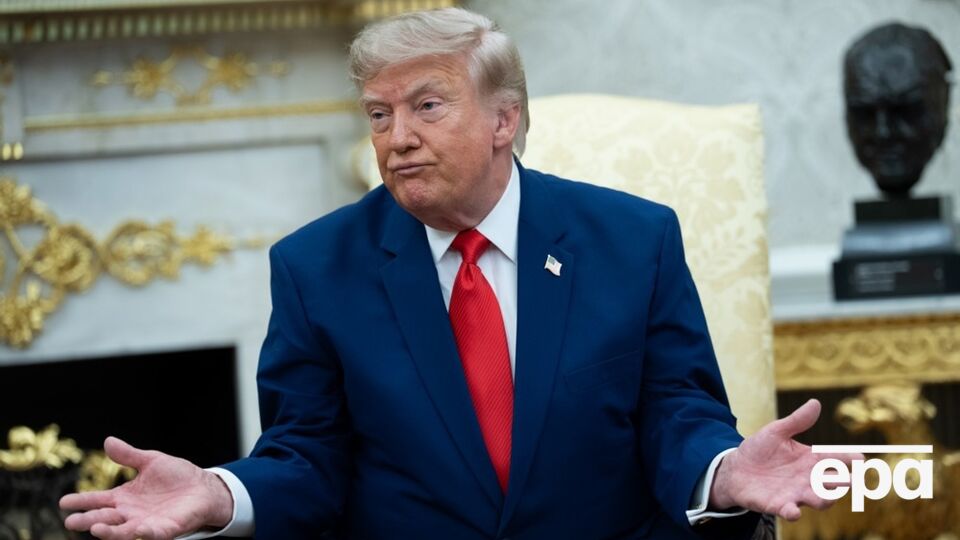 "Ржу не могу!" Трампа спародировали прямо у него за спиной. Видео
