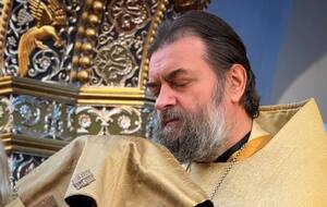В РПЦ призвали не завидовать богатым, потому что они "прокляты"