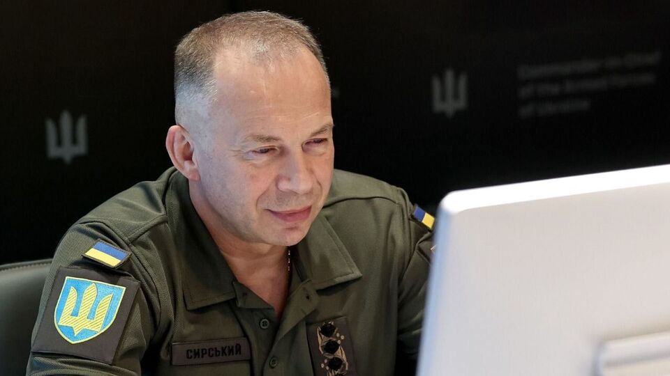 "Не відпочиватиме". Що чекає на Сирського після відставки? Інсайди ЗМІ і версії експертів
