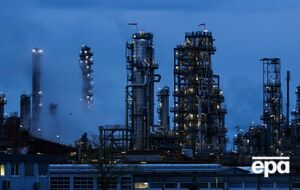 Цена на нефть упала ниже $100