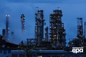 Цена на нефть упала ниже $100