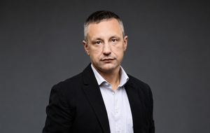 МАGA почали топити за Україну. Хочуть бодай доторкнутися до перемоги