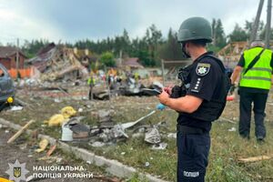 Зеленський після балістики по виставці зброї: Такі заходи не можна проводити поруч із будинками