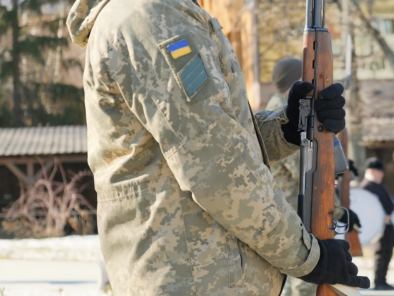 Армія РФ вдарила по виставці зброярів у Київській області, є загиблі 