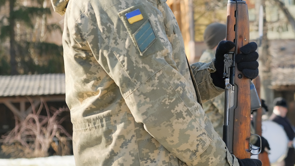 Армія РФ вдарила по виставці зброярів у Київській області, є загиблі