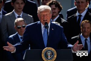 "Тричі перемагав": Трамп пожартував про четвертий термін президента США