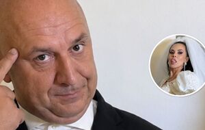 Каменских жестоко избила Потапа. Он показал красноречивый жест. Видео