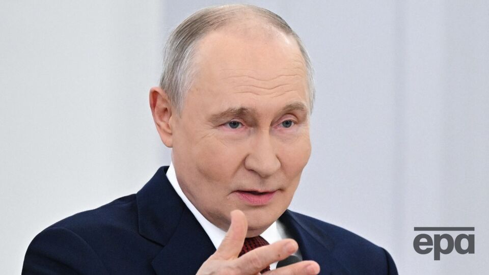 Ошибка Ленина с Донбассом и ползающие подлодки. "Бред собачий", который Путин нес в Петербурге