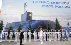 "Оператор уже на Колыме". Путина высмеяли за день ВМФ с нарисованной подлодкой. Видео