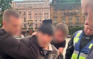 Во Львове во время протеста в поддержку Федорова задержали мужчину в балаклаве и с ножом