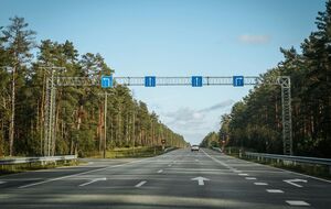 Латвія має намір прибрати з дорожніх вказівників згадки про Росію й Білорусь. Із чим це пов’язано